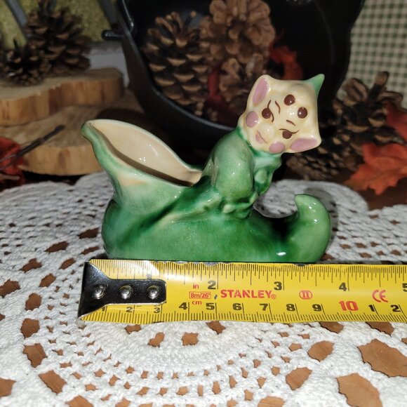 Vintage Porcelain Trinket Planter - Elf Pixie Gnome on a Green Shoe - Plant-pot - Picture 9 of 11